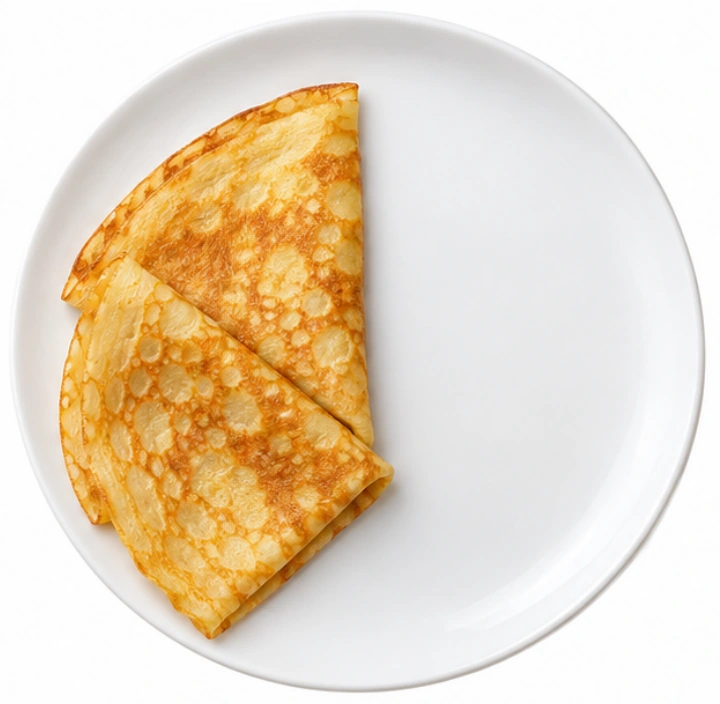 Pfannkuchen vor weißem Hintergrund.